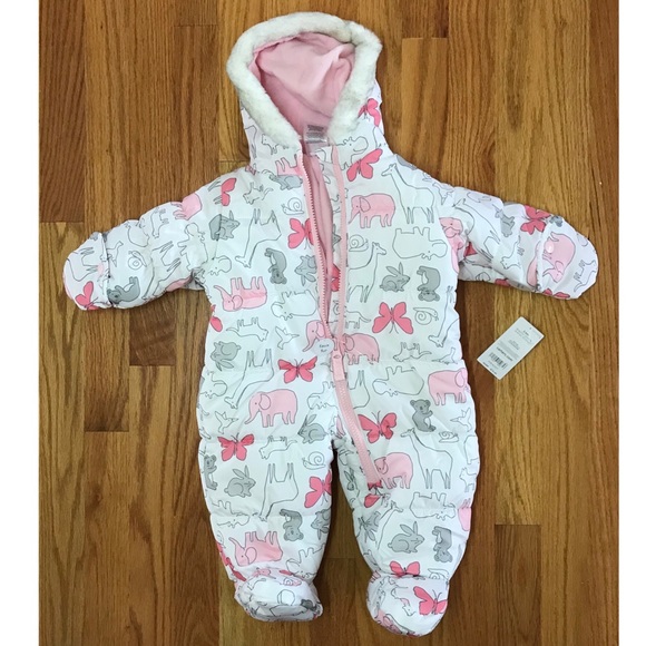 ✨SOLD✨ Carter’s Hooded Bunting - Picture 1 of 4